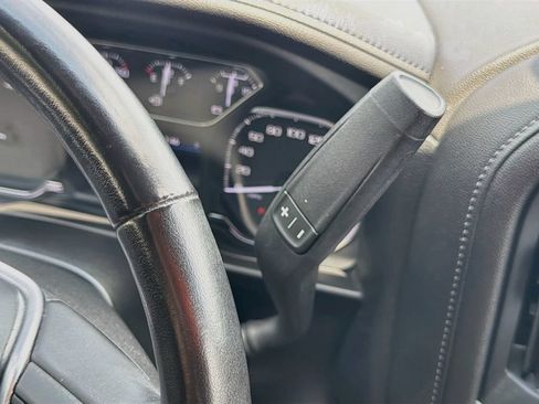 Used 2020 GMC Sierra 1500 SLT w/ SLT Premium Plus Package AWD/4WD image 18
