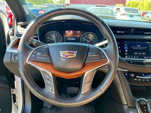 Used 2024 Cadillac XT5 Premium Luxury w/ Technology Package FWD image 11
