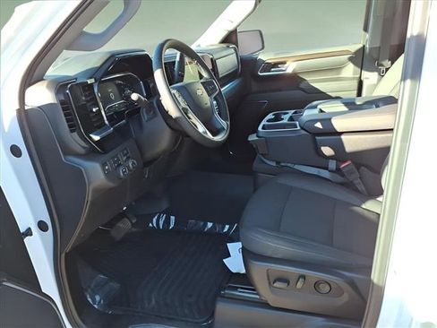 Used 2025 Chevrolet Silverado 1500 LT image 11