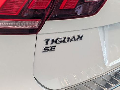 Used 2019 Volkswagen Tiguan SE image 10