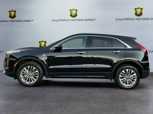 Used 2024 Cadillac XT4 Premium Luxury image 8