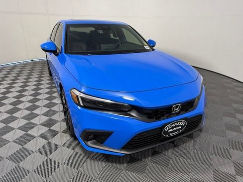 Used 2024 Honda Civic Sport Touring image 8
