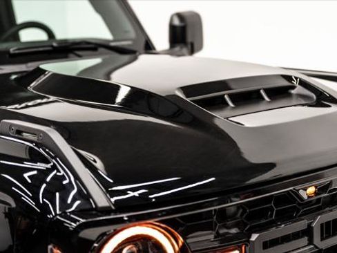 Used 2025 Ford Bronco Pickup image 17