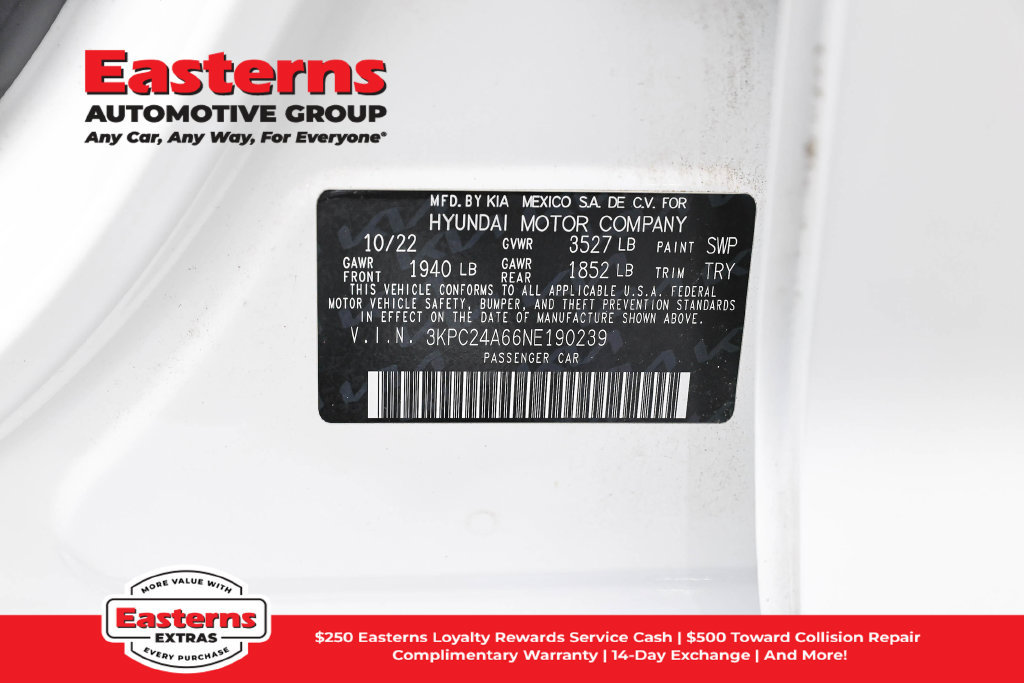 Used 2022 Hyundai Accent SEL FWD image 36
