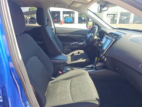 Used 2021 Mitsubishi Outlander Sport SE FWD image 14
