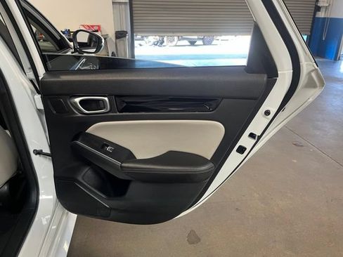 Used 2024 Honda Civic Touring image 15