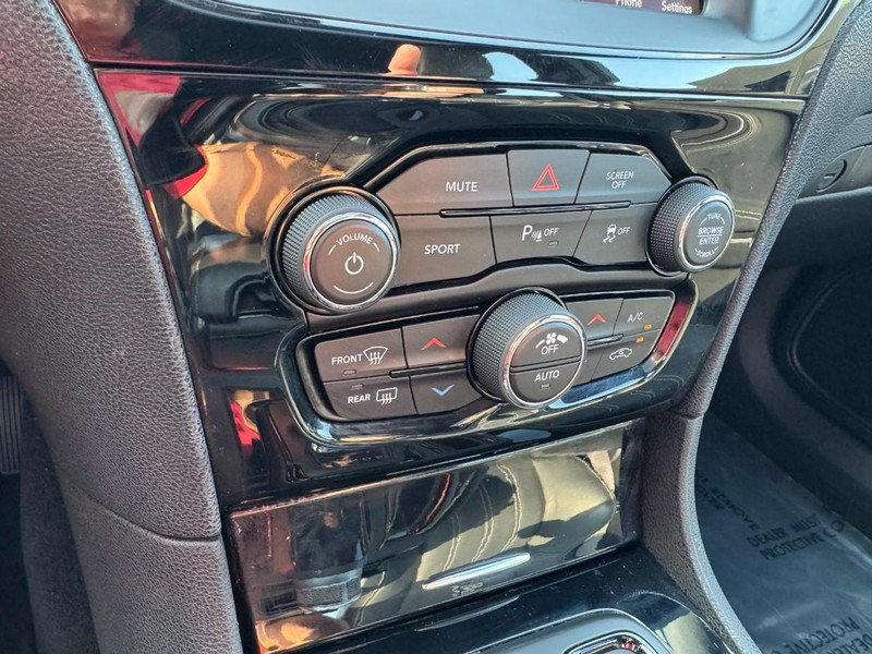 Used 2020 Chrysler 300 S w/ 300S Premium Group RWD image 19