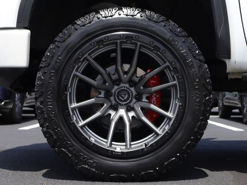 Used 2021 GMC Sierra 1500 AT4 AWD/4WD image 6