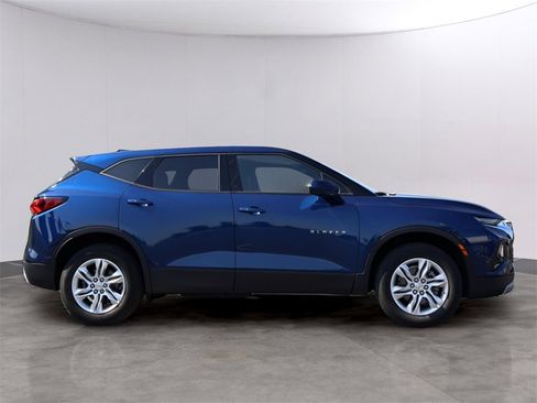 Used 2022 Chevrolet Blazer LT image 4