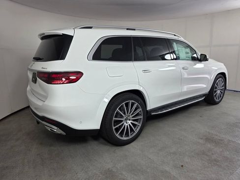 New 2026 Mercedes-Benz GLS 450 4MATIC image 4