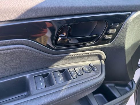Certified 2024 Honda Odyssey Elite image 29