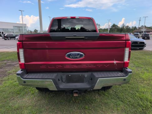 Used 2017 Ford F250 Lariat w/ Lariat Ultimate Package AWD/4WD image 3