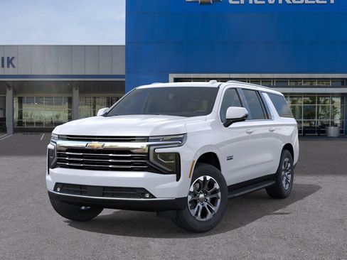 New 2026 Chevrolet Suburban LT w/ Comfort Package RWD image 6