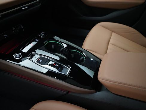 Used 2025 Audi A5 2.0T Premium Plus w/ Premium Plus image 17