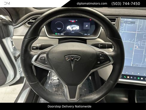 Used 2015 Tesla Model S P85D image 27