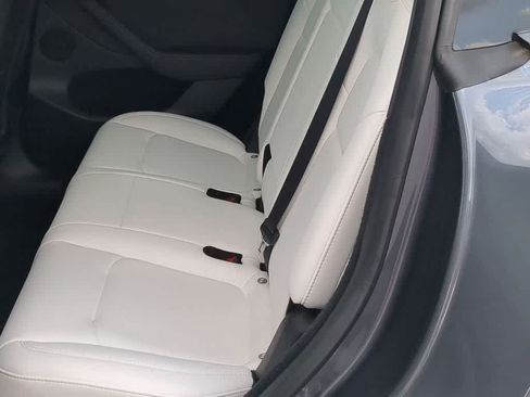 Used 2023 Tesla Model Y Performance AWD/4WD image 17
