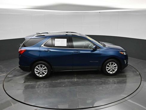 Used 2019 Chevrolet Equinox LT w/ Sun & Navigation Package AWD/4WD image 25