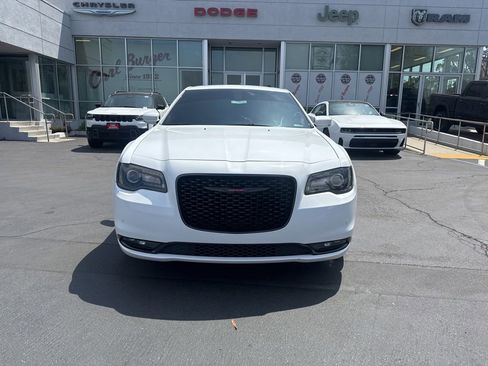 Certified 2023 Chrysler 300 S RWD image 2