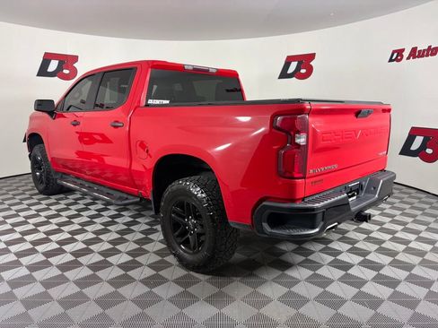 Used 2019 Chevrolet Silverado 1500 Custom Trail Boss w/ Custom Convenience Package AWD/4WD image 5