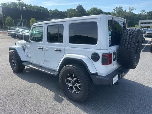 Used 2018 Jeep Wrangler Unlimited Sahara w/ Dual Top Group AWD/4WD image 5