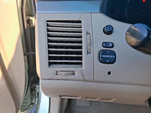 Used 2008 Toyota Avalon XL image 31