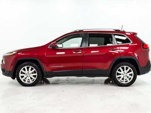 Used 2017 Jeep Cherokee Limited AWD/4WD image 25