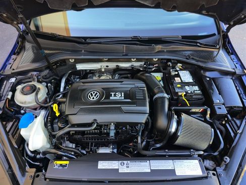 Used 2019 Volkswagen Golf R 4-Door AWD/4WD image 36