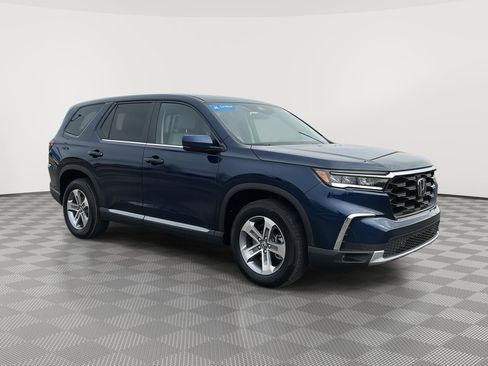 Certified 2025 Honda Pilot EX-L image 1