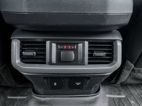 Used 2021 Ford F150 Lariat w/ Equipment Group 502A High AWD/4WD image 47