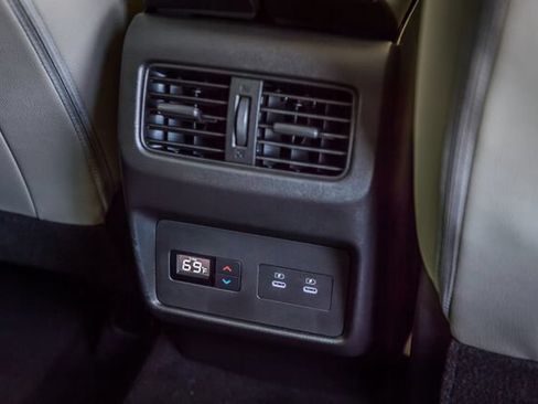 Used 2024 Nissan Rogue SL w/ SL Premium Package AWD/4WD image 46