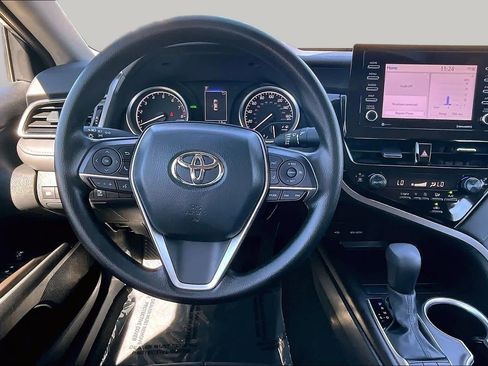 Used 2024 Toyota Camry LE w/ Convenience Package FWD image 5