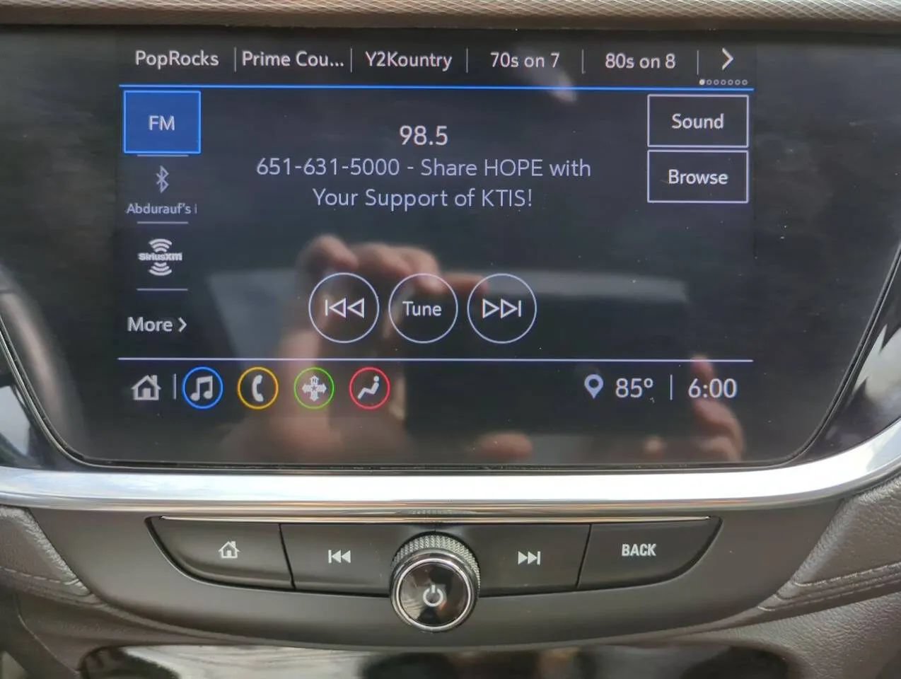 Used 2023 Buick Encore GX Essence w/ Experience Buick Package FWD image 15