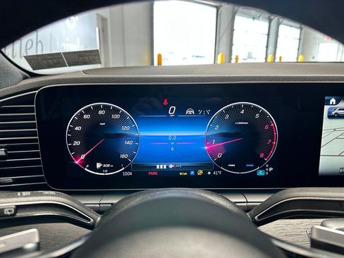 New 2026 Mercedes-Benz GLE 450 4MATIC image 9