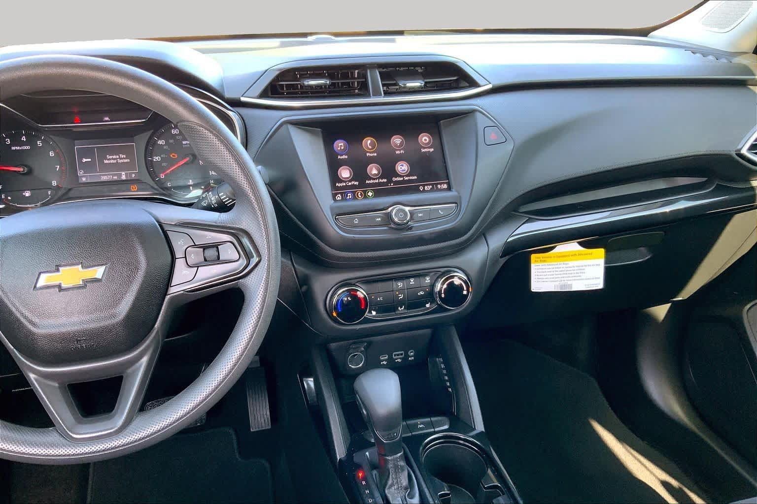 Used 2021 Chevrolet TrailBlazer LT w/ Driver Confidence Package FWD image 7