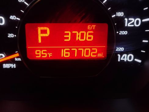 Used 2015 Kia Soul FWD image 2