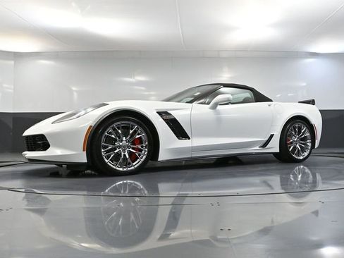 Used 2018 Chevrolet Corvette Z06 RWD image 56