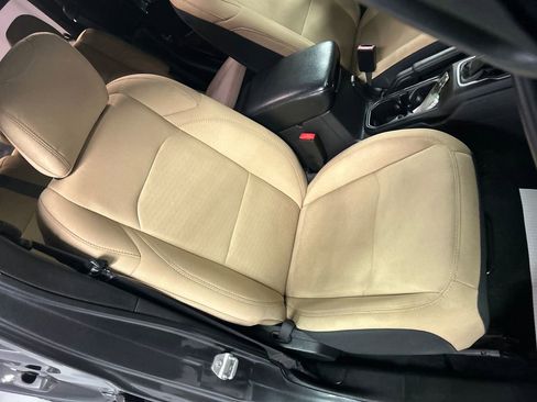 Used 2022 Jeep Gladiator Willys image 25