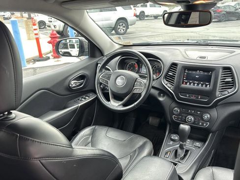 Used 2020 Jeep Cherokee Latitude Lux w/ Comfort/Convenience Group image 28