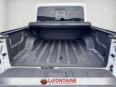 Certified 2022 Jeep Gladiator Overland image 27