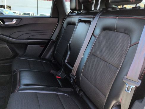 Used 2025 Ford Escape ST-Line FWD image 15