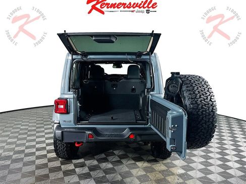 New 2026 Jeep Wrangler Unlimited Rubicon image 16