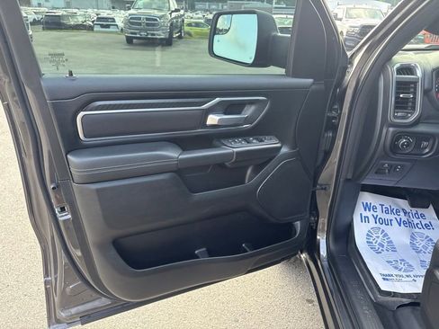 Used 2025 RAM 1500 Big Horn AWD/4WD image 18