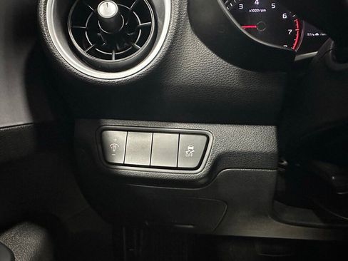 Used 2024 Kia Forte LXS image 17