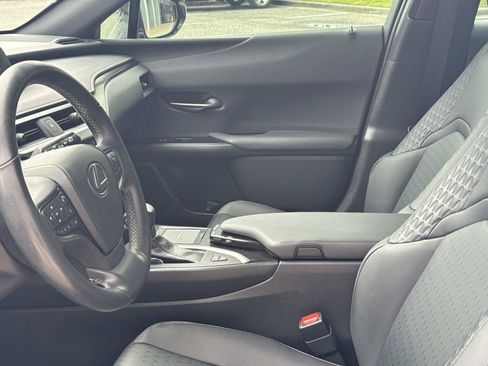 Used 2022 Lexus UX 250h w/ Accessory Package (Z2) AWD/4WD image 48