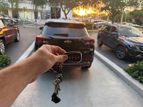 Used 2023 Chevrolet TrailBlazer ACTIV w/ Convenience Package FWD image 11