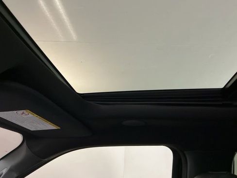 Certified 2025 Ford F450 Platinum w/ FX4 Off-Road Package image 25