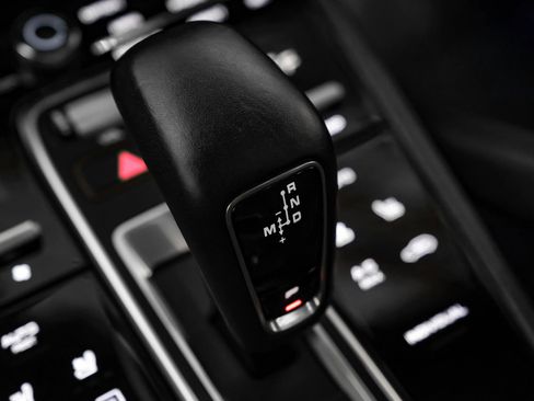 Used 2019 Porsche Cayenne image 21