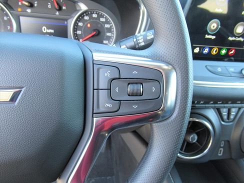 New 2025 Chevrolet Blazer LT FWD image 18