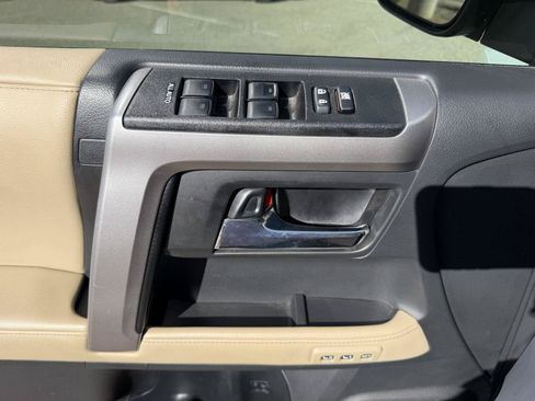 Used 2023 Toyota 4Runner Limited RWD image 17