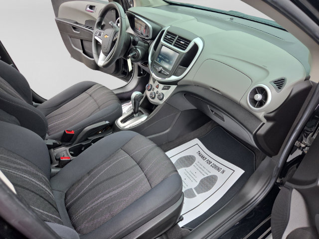 Used 2017 Chevrolet Sonic LT FWD image 28